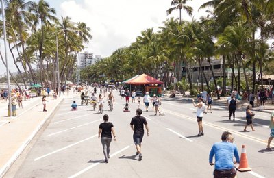 Atividades da “Rua Fechada” na Ponta Verde serão estendidas aos sábados