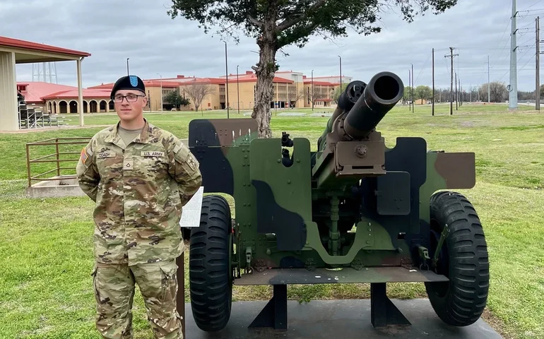 Últimos 2 nomes de 6 soldados dos EUA que morreram no ataque do Kuwait identificados pelo Pentágono