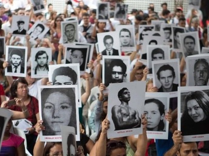 Comissão da Verdade discute reestruturação do grupo com o Governo