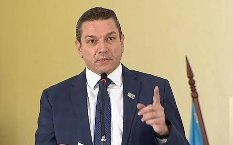 Diretor-geral da PF é exonerado; nº 2 do Ministério da Justiça é o substituto