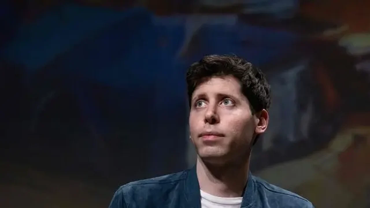 CEO da OpenAI, Sam Altman, acusa Musk de manipular o algoritmo do X