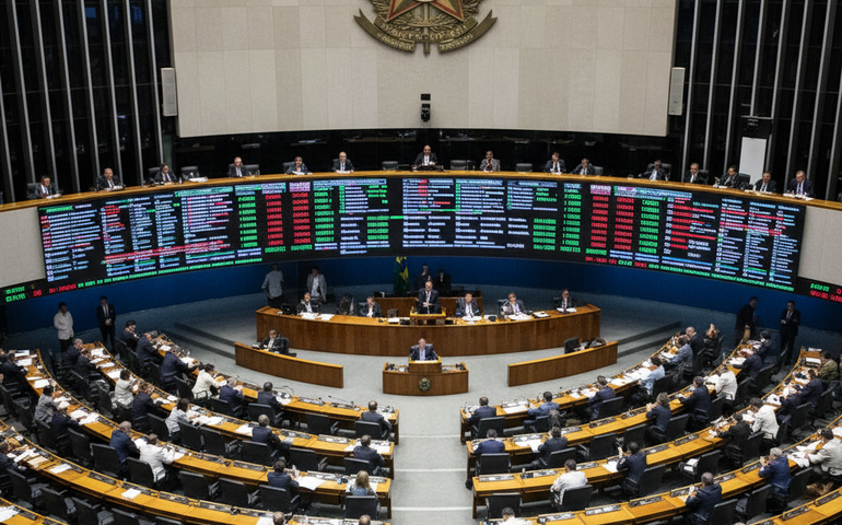 Câmara vota projeto que valida acordo comercial entre Mercosul e União Europeia