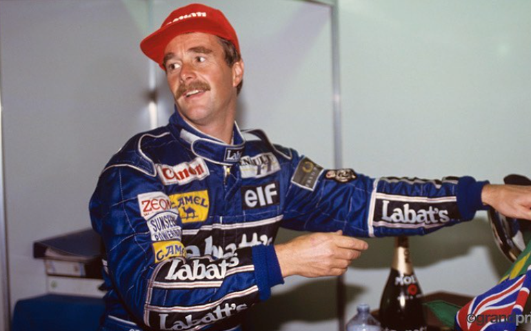 Mansell diz que Hamilton foi 'brilhante' ao trocar de time e está na torcida por 'ano incrível'