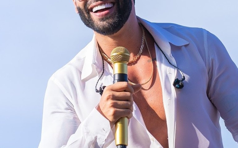 Gusttavo Lima testa positivo para Covid-19 após show em Alagoas