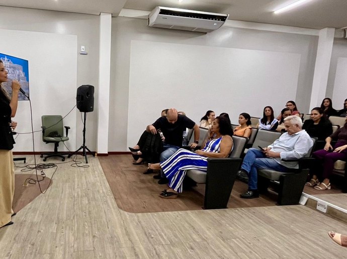 Uncisal promove palestra sobre identificação e enfrentamento ao assédio no ambiente de trabalho
