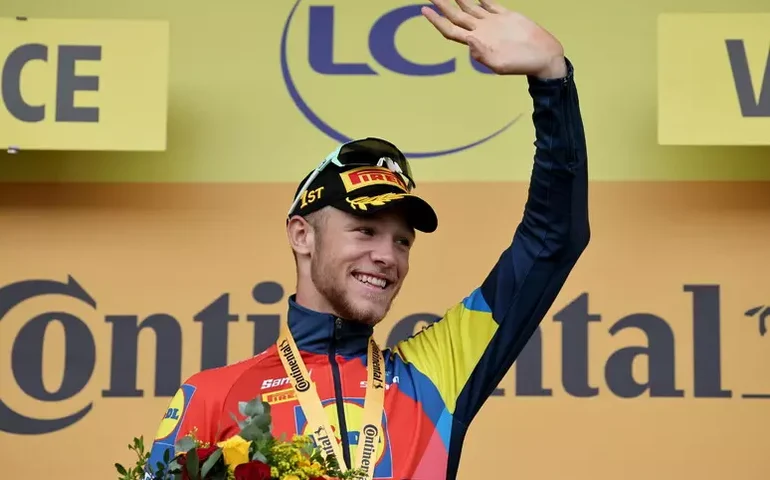 Ciclista italiano vence 17ª etapa do Tour de France