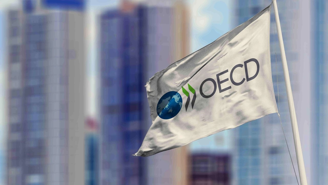 OCDE: pelo 3º mês seguido, taxa de desemprego fica na mínima histórica de 4,8%  em março