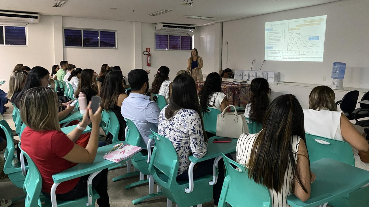Sesau promove programa de capacitações sobre suplementos, dietas e fórmulas no HGE