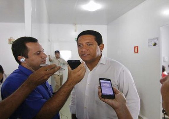 Júlio Cezar lamenta uso de morte de frentista por opositores políticos