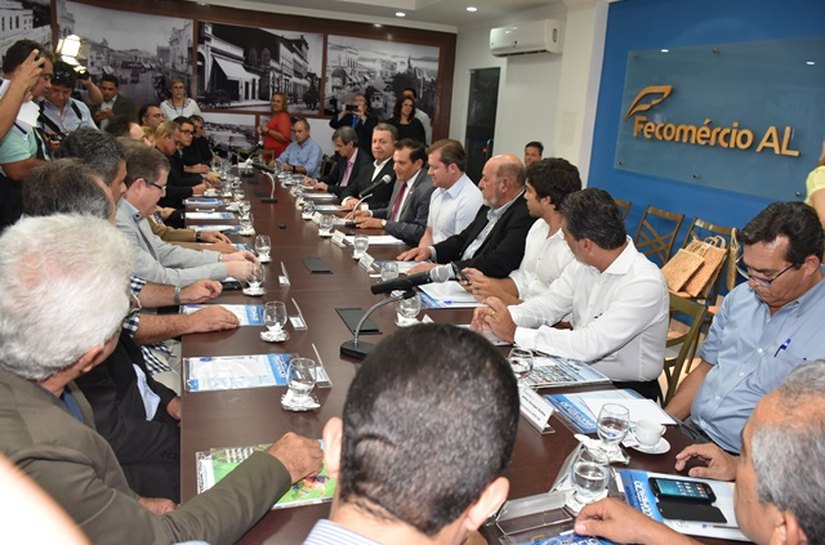 Fecomércio instala Conselho Empresarial de Turismo