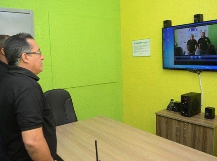 Em ação inédita, Seris firma parceria para levar audiências ao sistema prisional