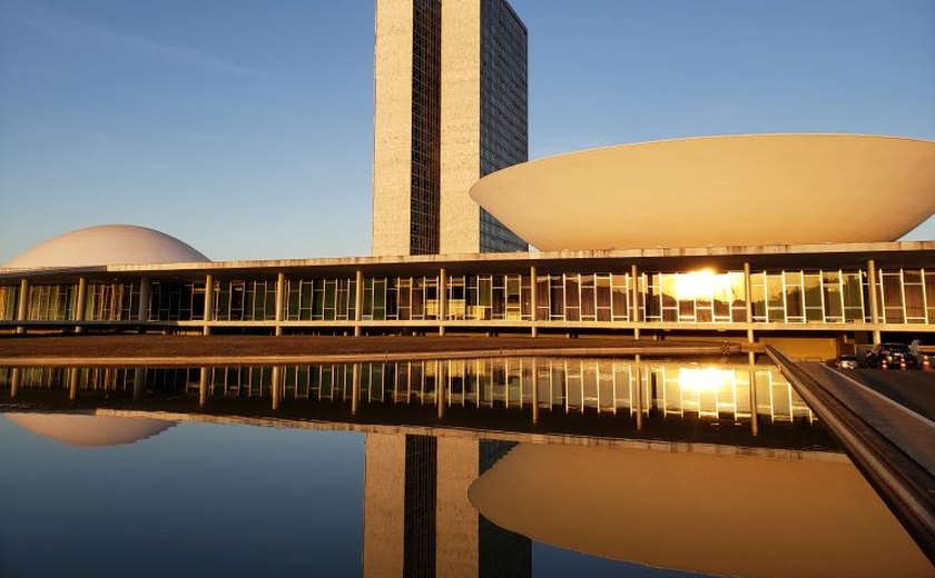 Congresso sob novo comando: as eleições de Davi Alcolumbre e Hugo Motta