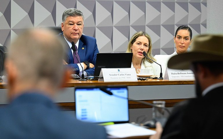 CPMI do INSS: empresária perdeu chance de mostrar que não mediou propina, diz relator