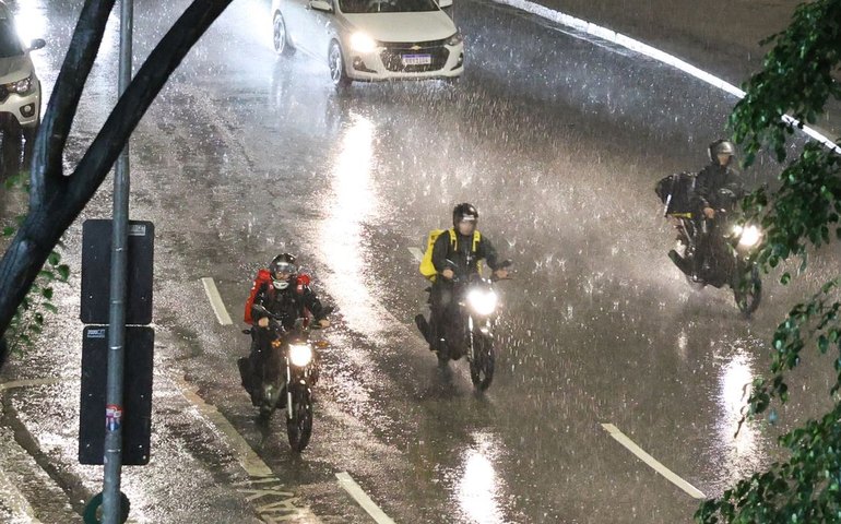 Estado de SP registra mais uma morte em decorrência das chuvas; total chega a 11