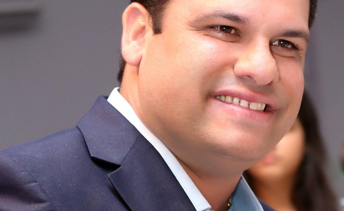 Grupo dos 10 elege Thiago ML Presidente do Poder Legislativo de Arapiraca. Grupo dos 10 elege Thiago ML Presidente do Poder Legislativo de Arapiraca.