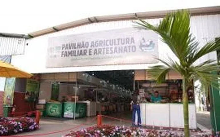 Tecnoshow 2026: Embrapa lança novas sojas e mini trator para motos