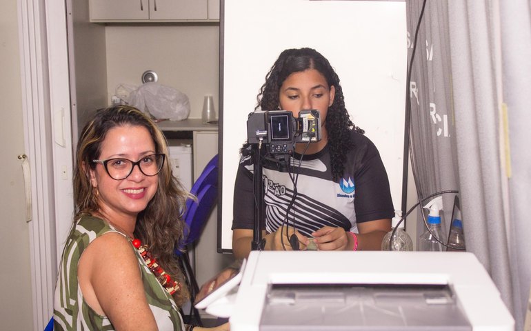 Ônibus itinerante do TRE/AL atende 85 estudantes no Cepa