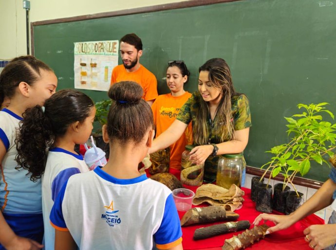 Escolas da rede pública de Maceió celebram Dia da Mata Atlântica