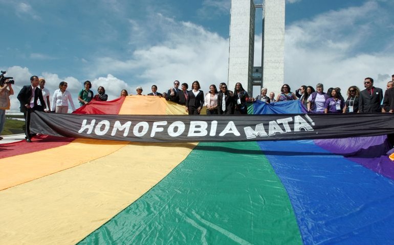 Audiência debate projeto que considera hediondo o assassinato por discriminação de gênero