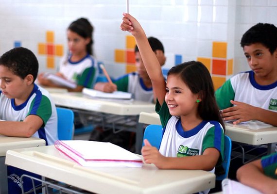 Escola Manoel de Matos promove dia dedicado às famílias