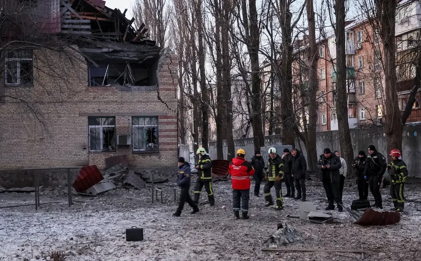 Minha primeira noite num abrigo em Kiev: sirenes, mísseis e drones fazem parte do dia a dia dos ucranianos