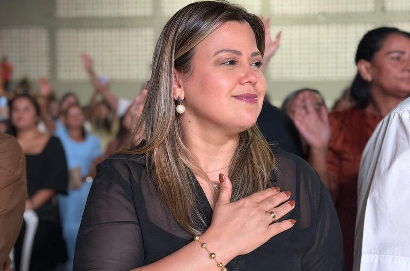 Samyra do Basto manifesta apoio a estudantes da Uncisal e defende permanência de alunos beneficiados por lei estadual