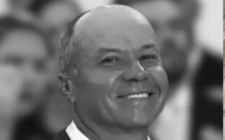 Pai da secretária de Eventos de Junqueiro morre após carreta cair em açude na zona rural