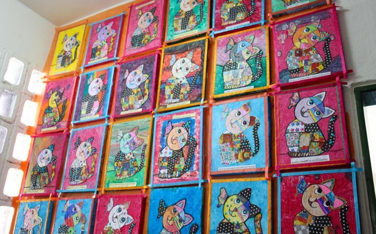 Exposição de artes visuais dão cores e vida aos corredores da Escola Municipal Cícero Dué