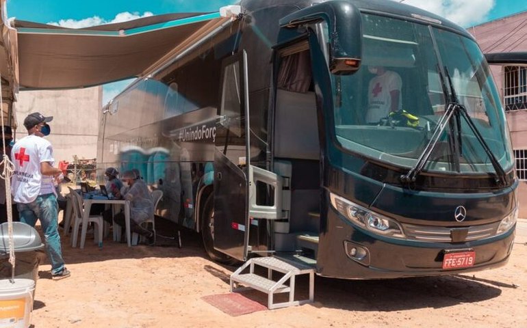 Ônibus da Vacina marca retorno a Maceió com atendimento no Parque dos Caetés