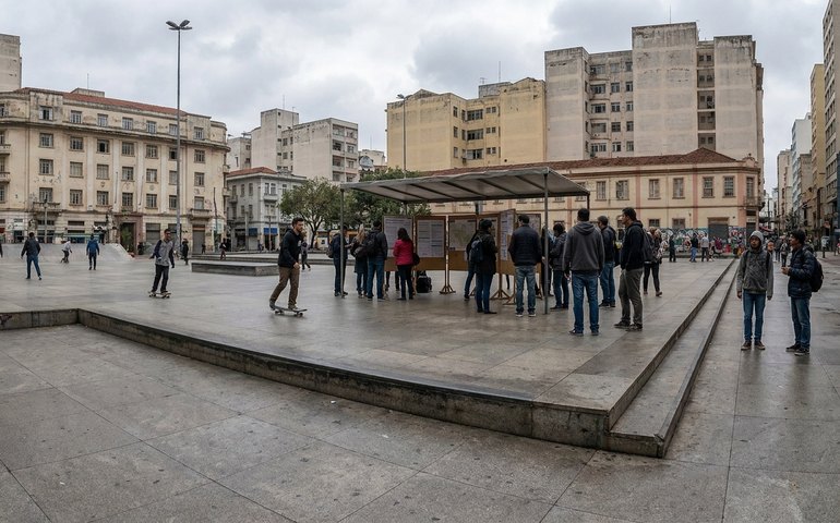 Prefeitura de SP quer conceder Praça Roosevelt por 20 anos e permitir venda do nome do espaço