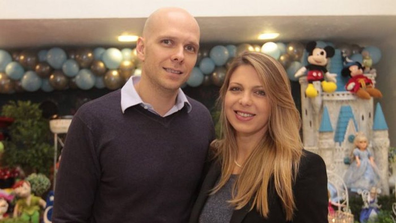 Sheila Mello anuncia fim do casamento com o ex-nadador Fernando Scherer