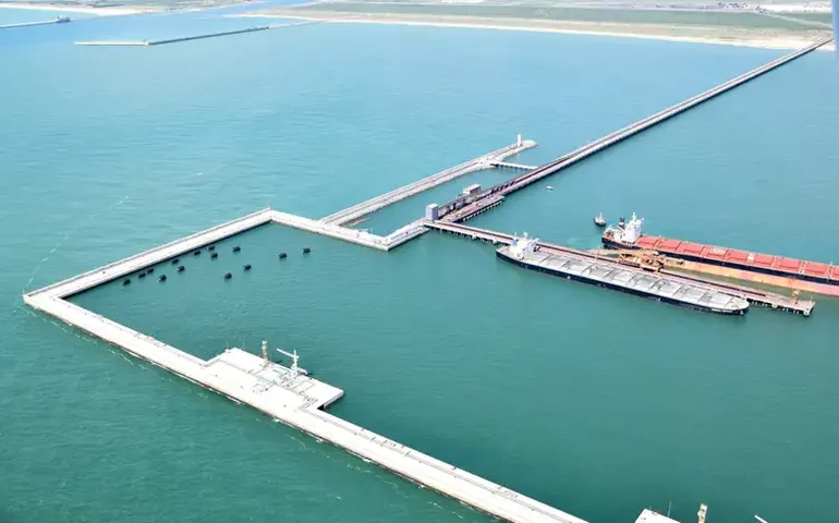 Portos do Açu e Antuérpia-Bruges firmam acordo para corredor de e-combustíveis