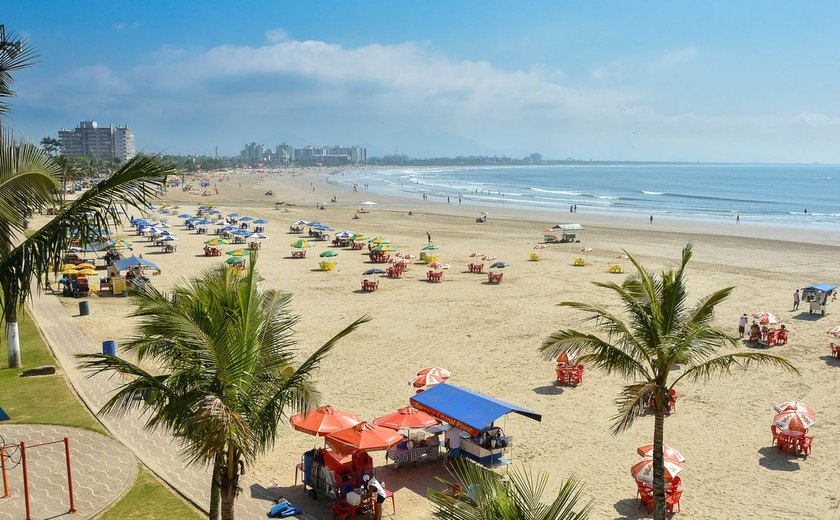 Praias e natureza são as atrações preferidas de turistas brasileiros