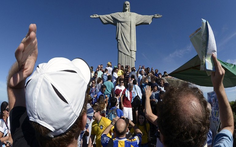 Brasil tem recorde de 6,6 milhões de turistas estrangeiros em 2016
