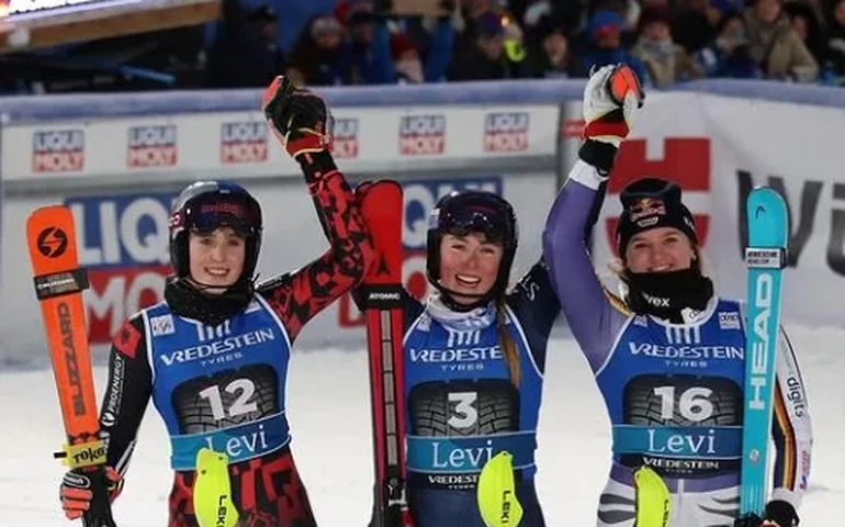 Mikaela Shiffrin faz história com 102ª vitória na Finlândia; veja vídeo