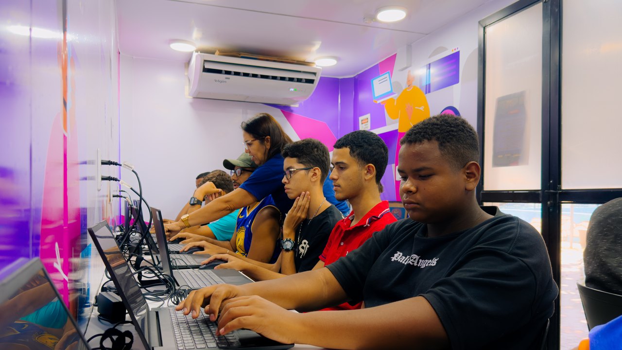 Tech Massa retoma atividades e oferece cursos gratuitos no Benedito Bentes e no Rio Novo