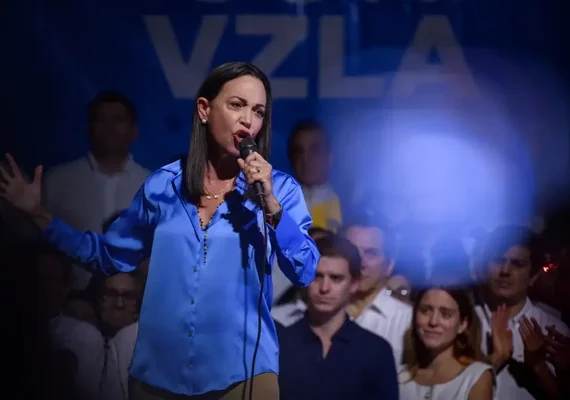 Primeiros resultados das primárias na Venezuela dão grande vantagem a María Corina Machado