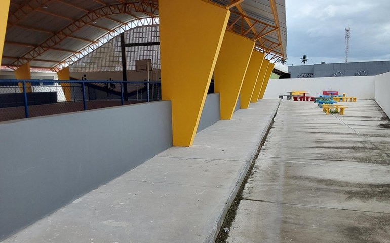 Governo de Alagoas entrega ginásio, gerência de educação e creche Cria nesta quinta-feira