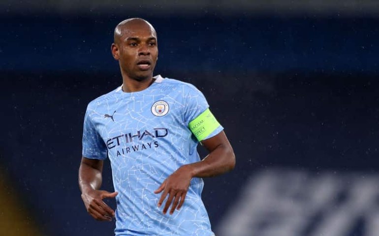 Fernandinho espera ser 1º brasileiro a vencer Liga dos Campeões como capitão
