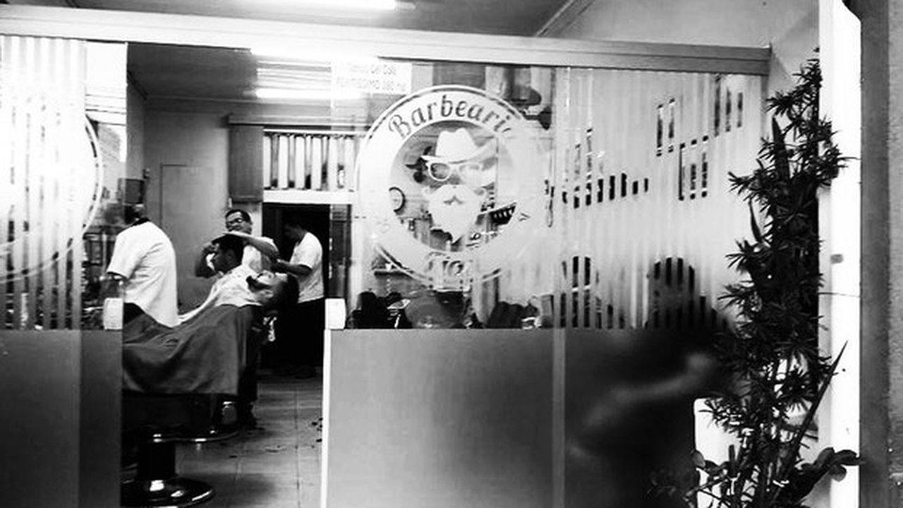 Reabre a barbearia que sobreviveu à Gripe Espanhola