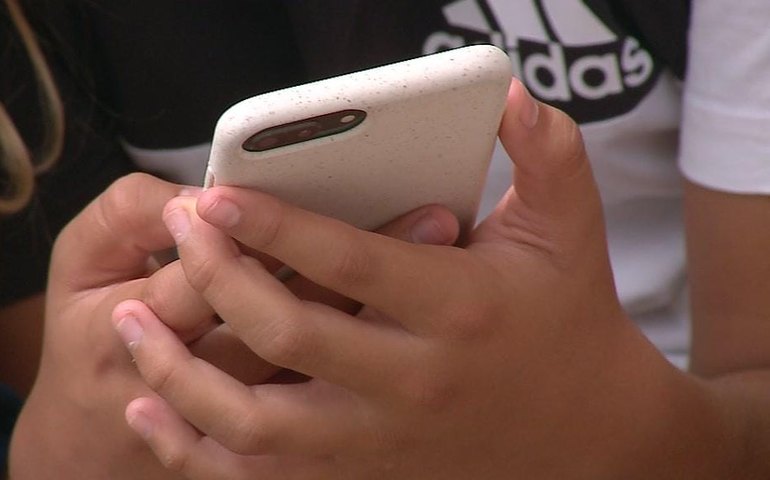 China lança campanha contra conteúdos 'nocivos' para crianças na Internet