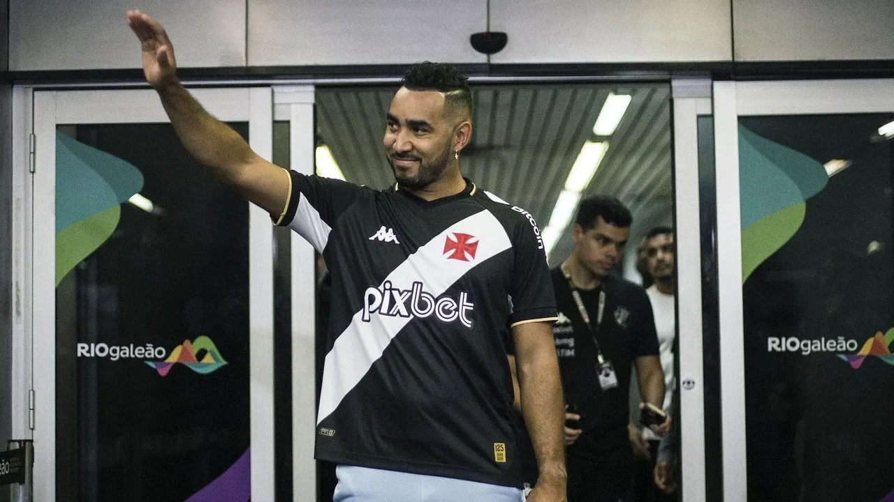 Vasco da Gama, Payet chega: recepção real para o francês