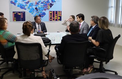 Serviço de abastecimento de água na capital é tema de reunião na PGJ
