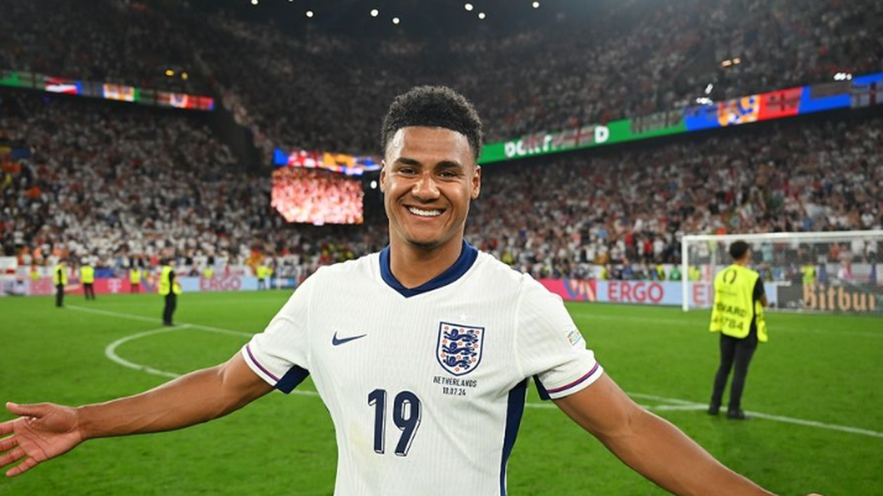 Quem é Ollie Watkins, atacante que substituiu Kane e colocou a Inglaterra na final da Eurocopa
