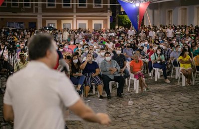 Governador inaugura 6 km de vias urbanas em Água Branca
