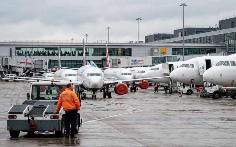Companhias aéreas cortam mais de 2 mil voos após alta do querosene