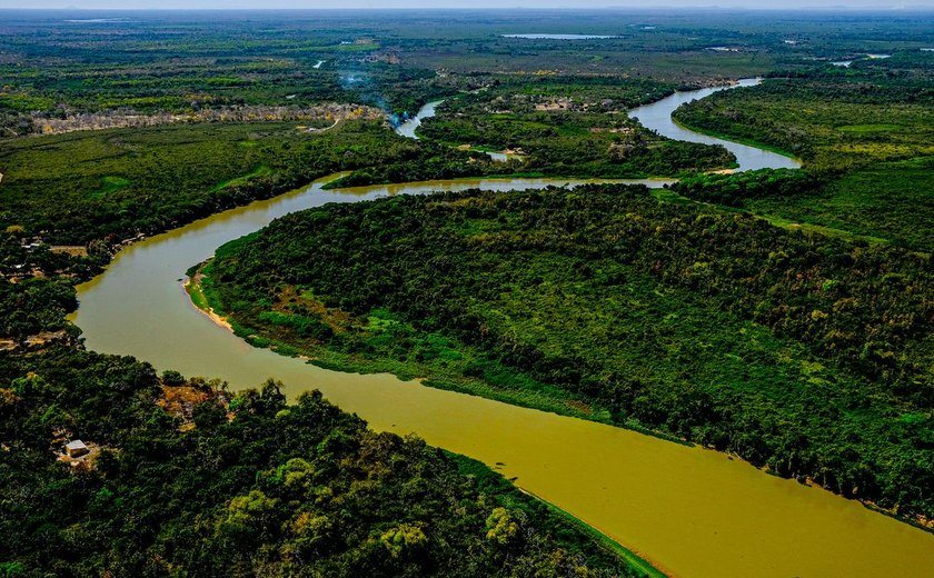 Avião sofre acidente em região do Pantanal e ocupantes são resgatados com vida