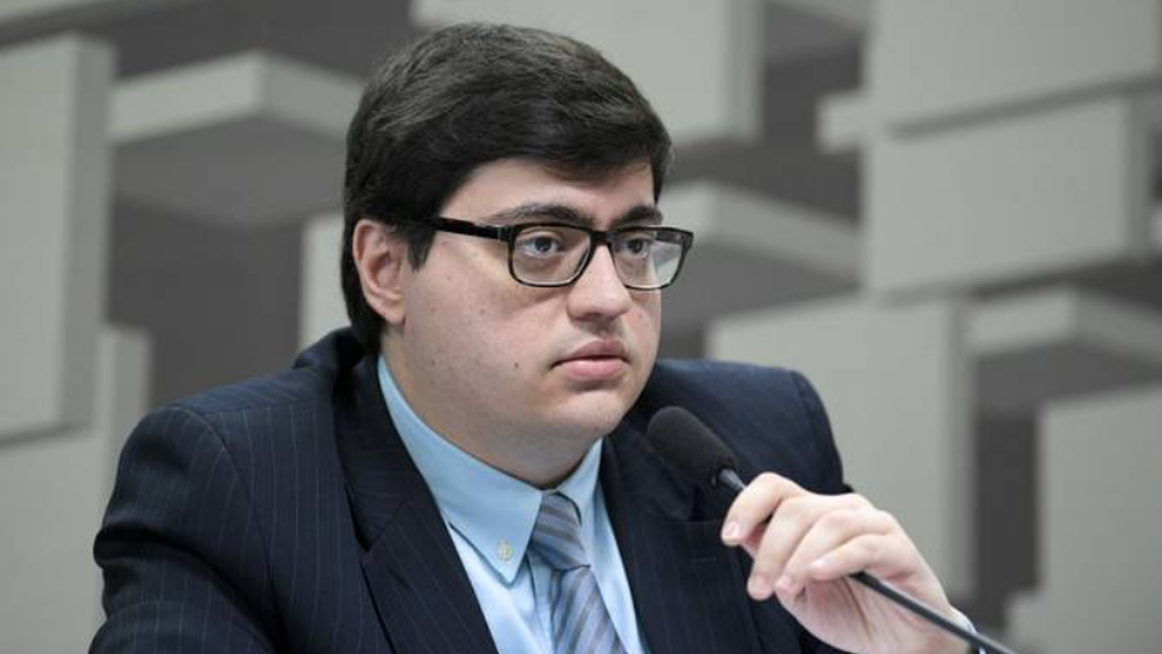 Felipe Salto defende austeridade fiscal com responsabilidade social em SP