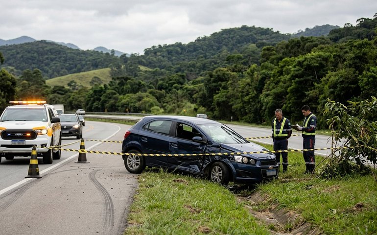 Acidente em rodovia de SC mata família e amigo; crianças de 6 e 2 anos estão entre as vítimas