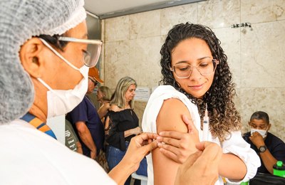 Servidores e usuários do Ipaseal são vacinados contra influenza